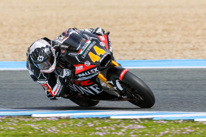 ​El piloto brasileño Diogo Moreira, marca el mejor tiempo en el primer día de test oficial para la categoría de Moto2