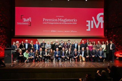 El Ministerio De Educaci N Fp Y Deportes Recibe El Premio Magisterio