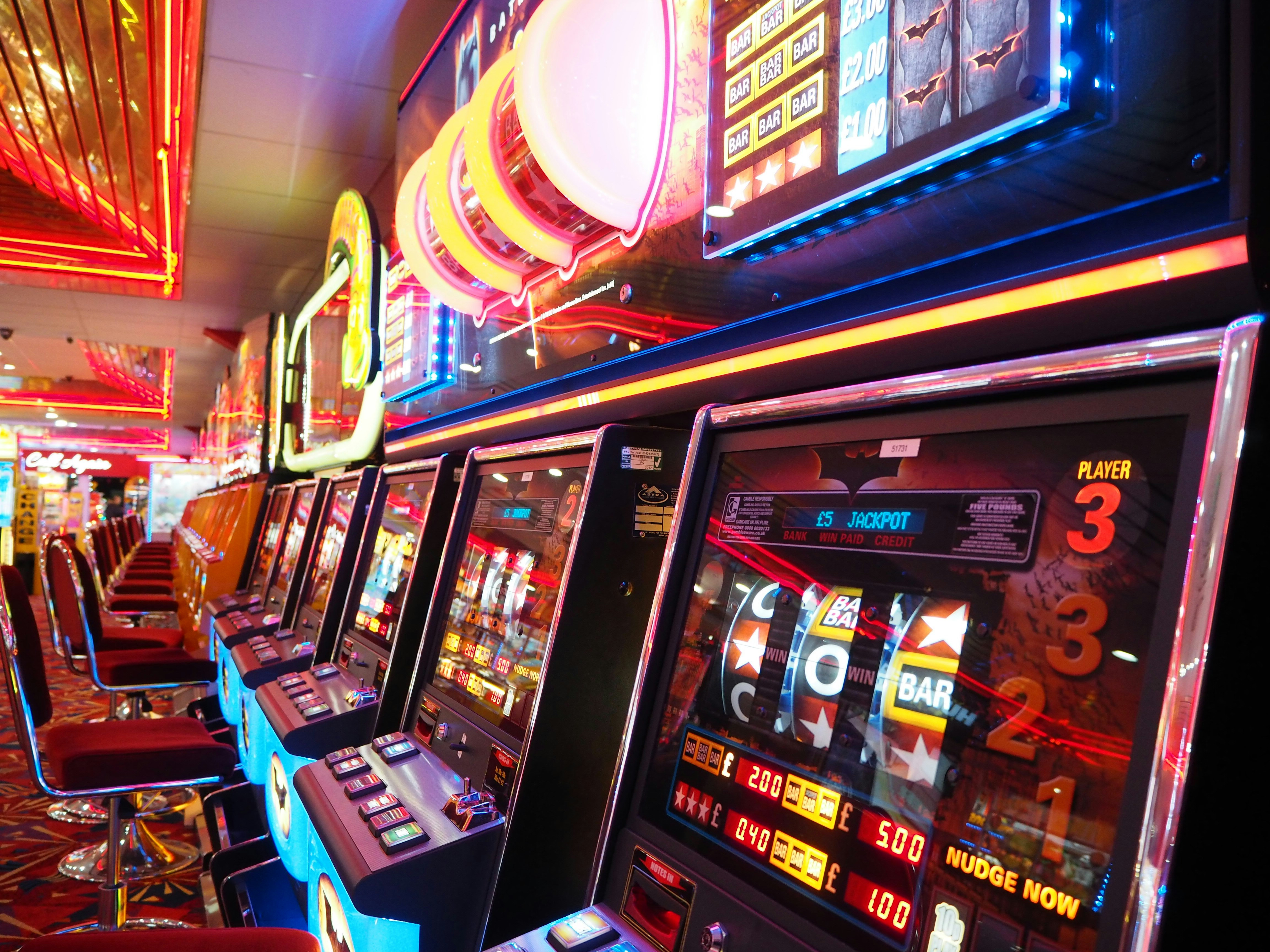  Juegos de casino: la evolución de las tragamonedas a través del tiempo 