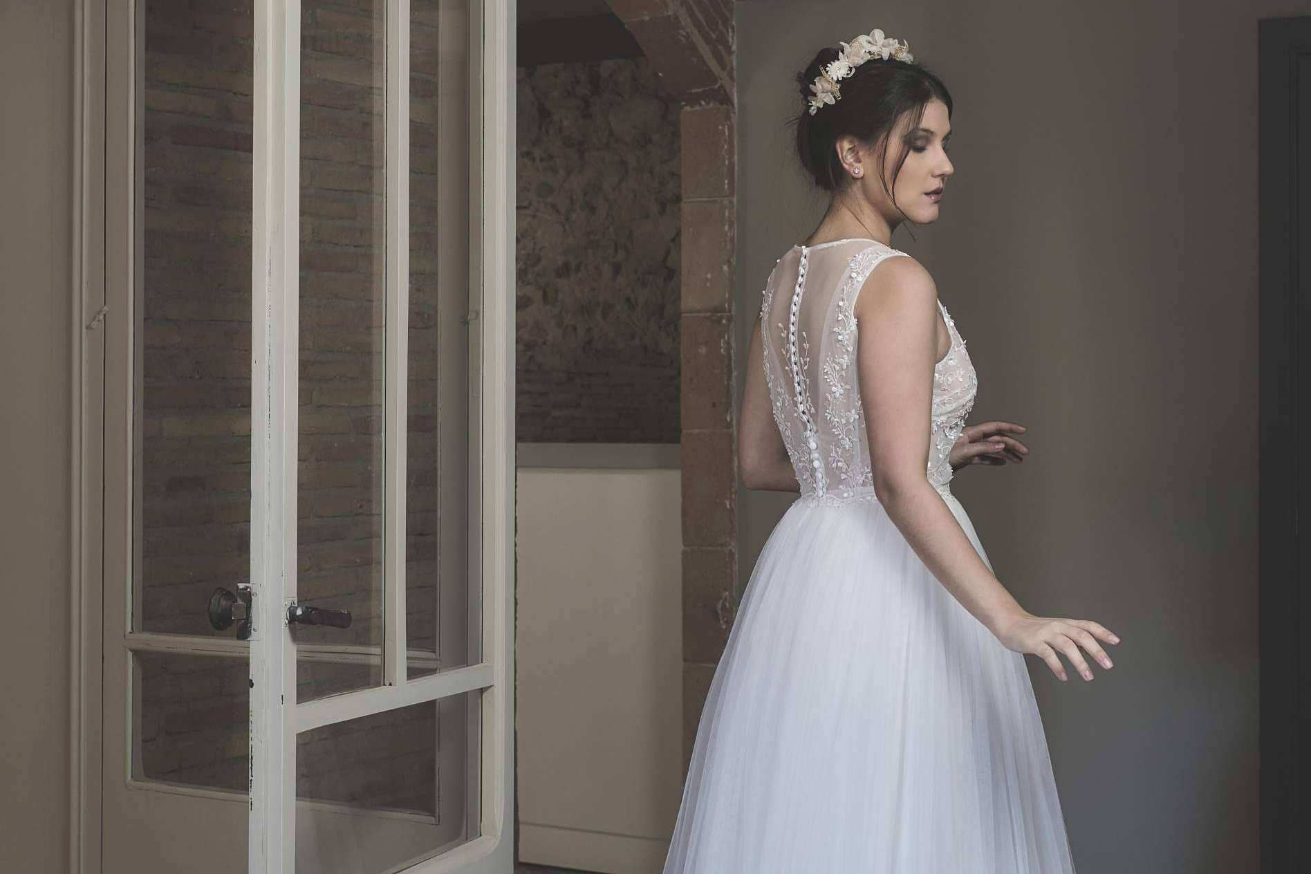  Francesca Marlop ofrece vestidos de novia especiales en el atelier 
