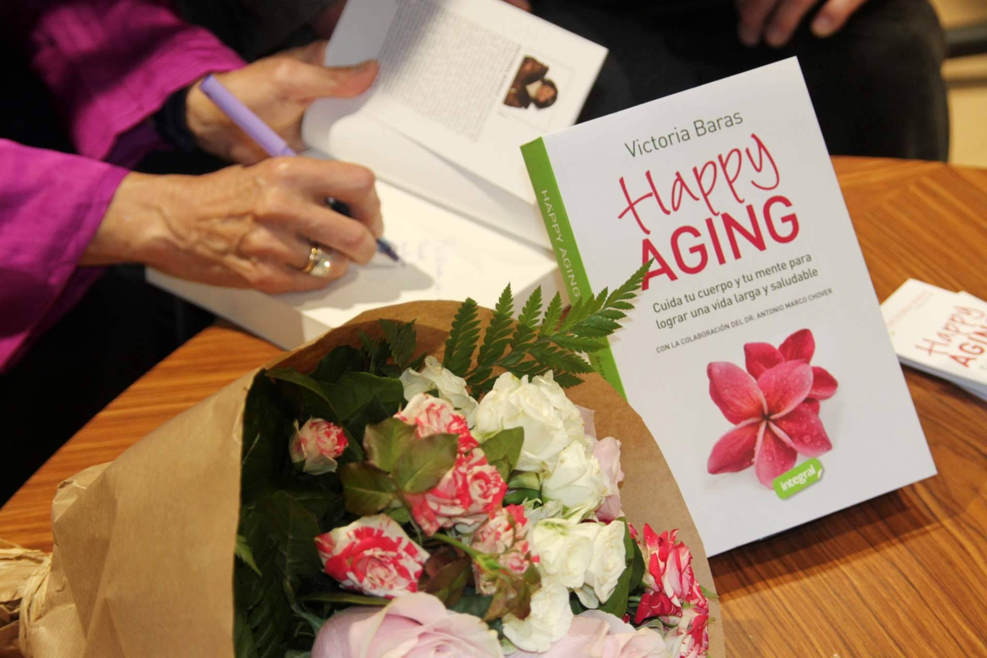  'Happy aging', el último libro de Victoria Baras 