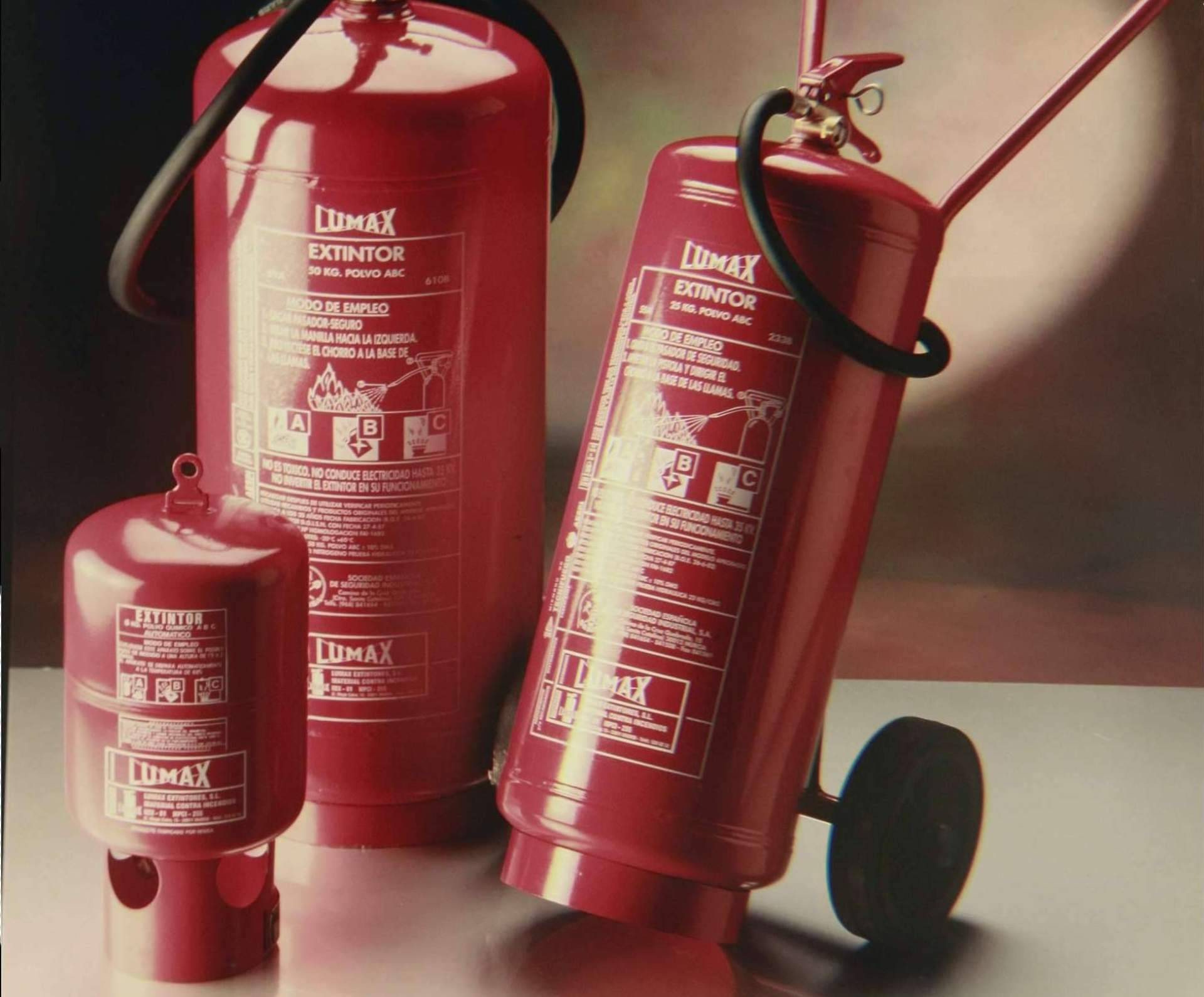  Los especialistas en extintores en Madrid de Lumax Extintores aseguran la provisión de equipos de calidad 