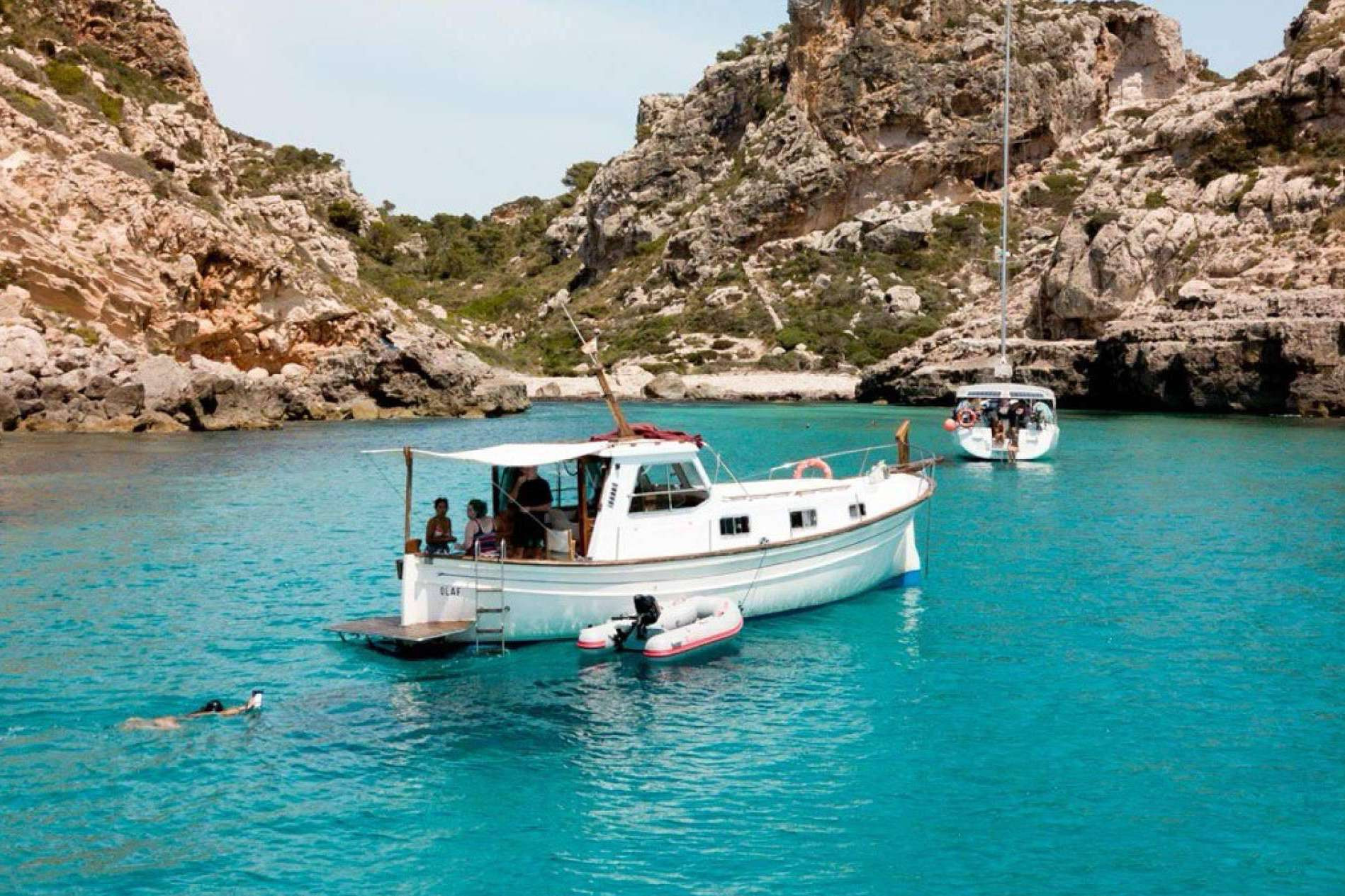  Ola Menorca, la plataforma de amigos para quienes desean visitar la isla de Menorca en verano 