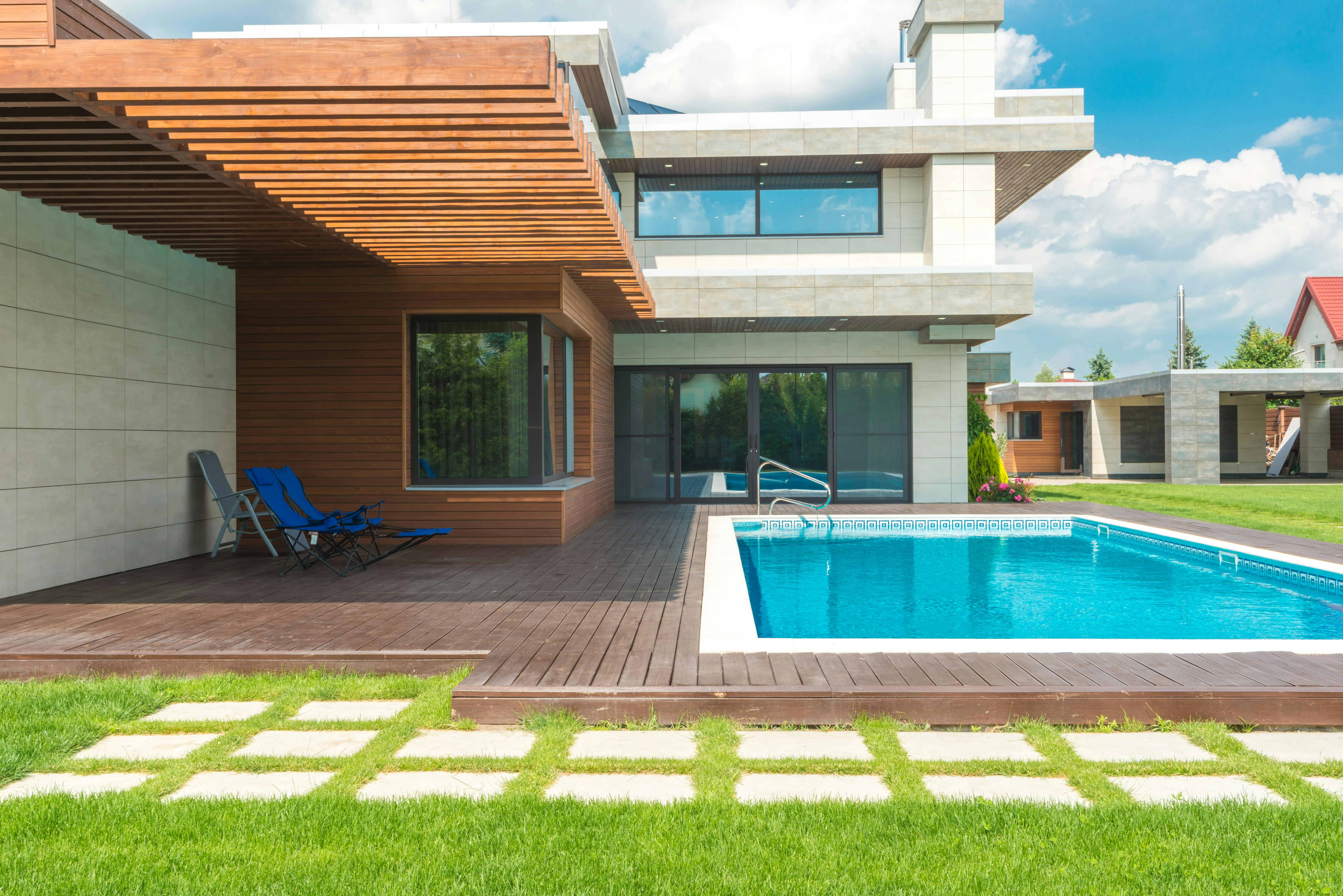  El precio de las casas con piscina en venta en España aumenta un 10% en 2024 con respecto al año pasado 