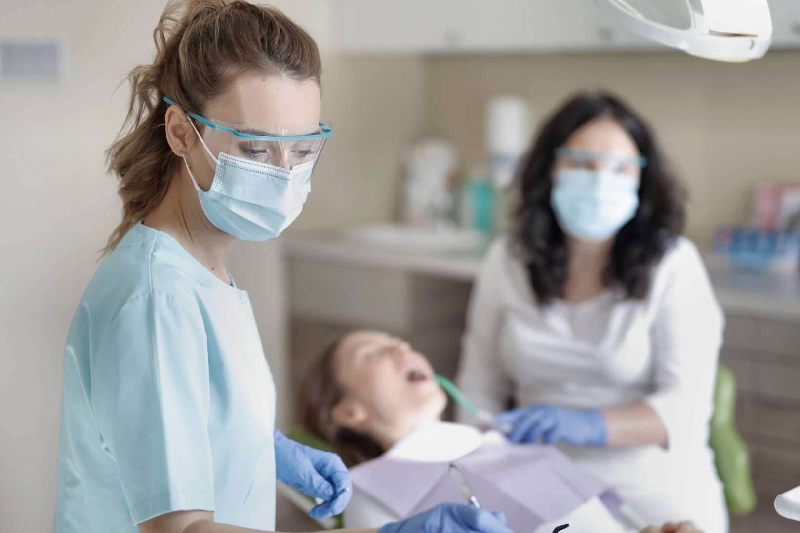  Consejos para encontrar una de las clínicas dentales con mejor relación calidad/precio en Madrid 