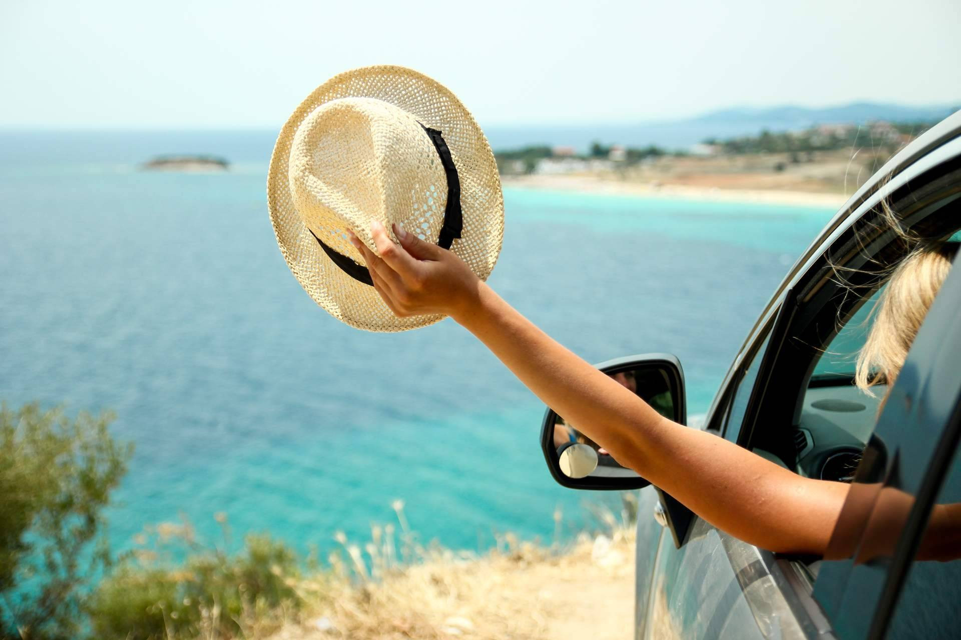  Alquicoche explica las ventajas de alquilar un coche para las vacaciones de verano 
