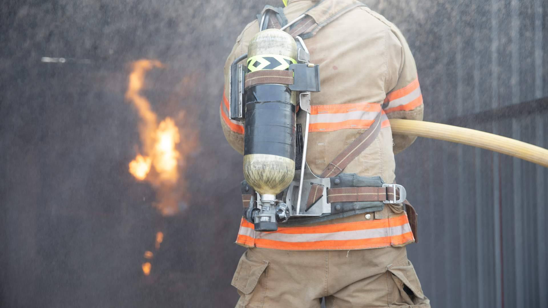  Opositar a bombero es más sencillo con el acompañamiento de NB Oposiciones 