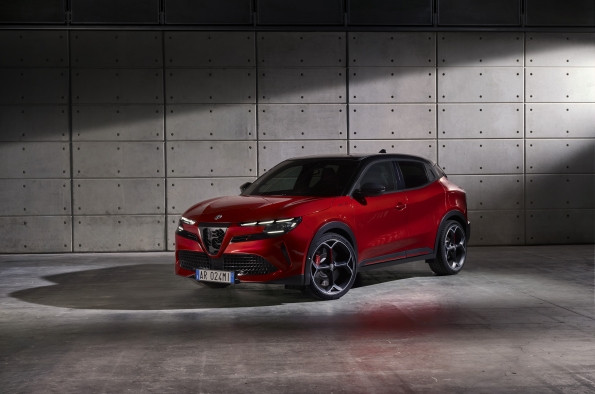 Alfa Romeo JUNIOR (2)