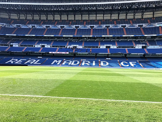 Estadio Santiago Bernabeu   Field2