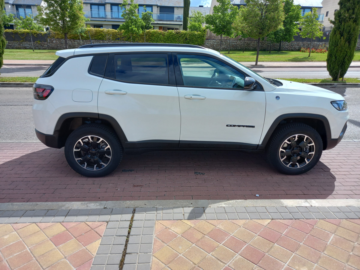 Jeep Compass (4)