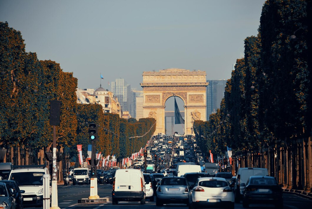 Arc triomphe street view paris 649448 4928