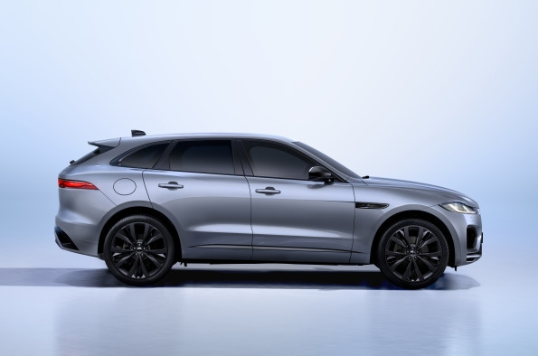 Jaguar F PACE 90u00ba 2