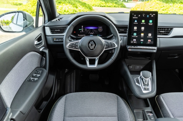 Renault Captur 2024 3