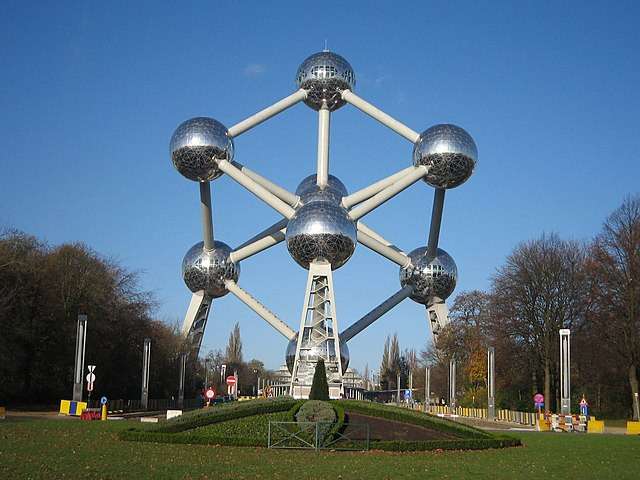 Foto principal. Atomium ita (1)