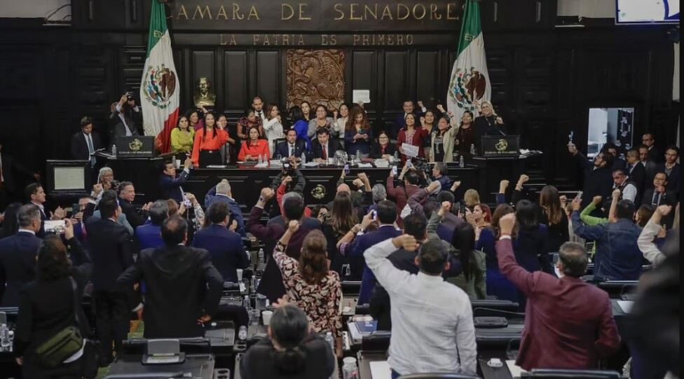 Senadores Morena celebran SenadoMex