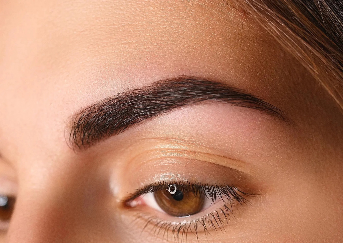 Ombré Powder Brows